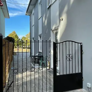  Appartamento Incantevole Con Parcheggio Italia